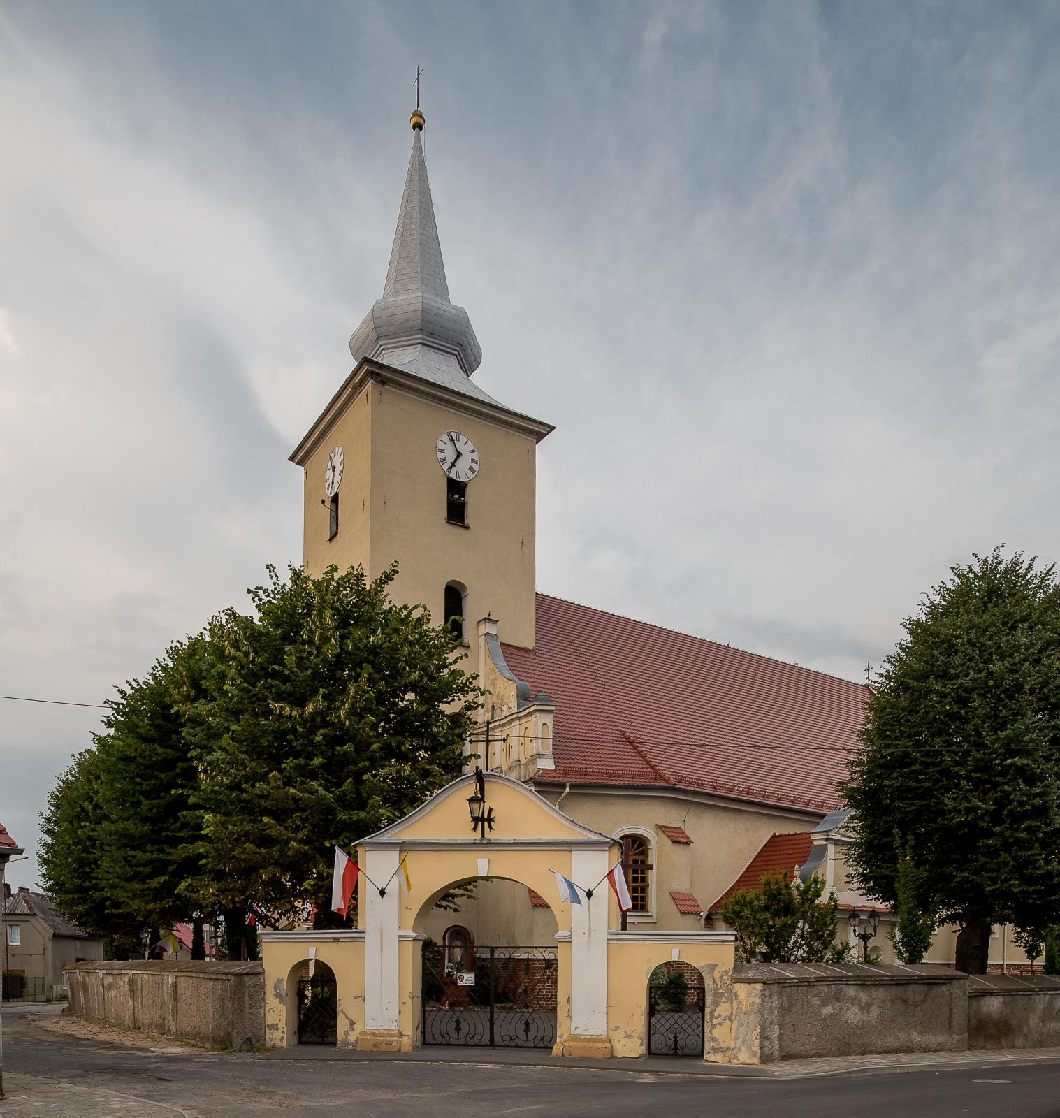 Kościół w Ostrorogu